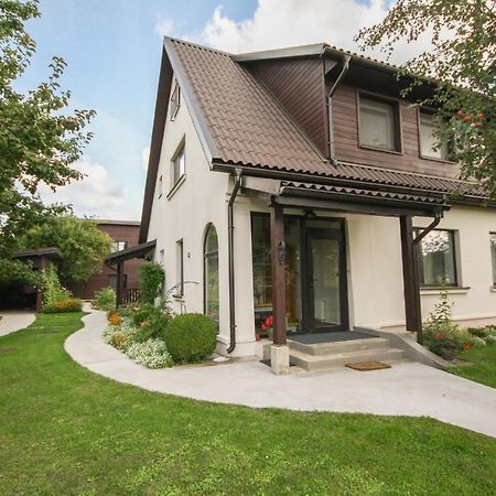 Dina Apartments 드루스키닝카이 외부 사진